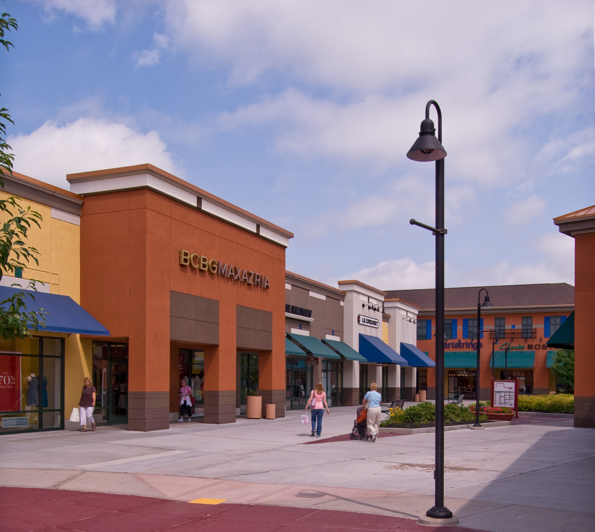 Welcome To Albertville Premium Outlets® - A Shopping Center In Albertville,  MN - A Simon Property